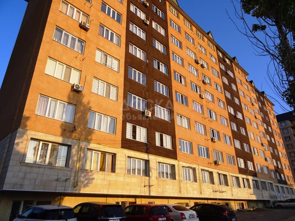 Продаю 2-комнатную квартиру, 56кв. м., этаж - 5/9, Ахунбаева/Молдокулова, жк "Кок Жар плюс".