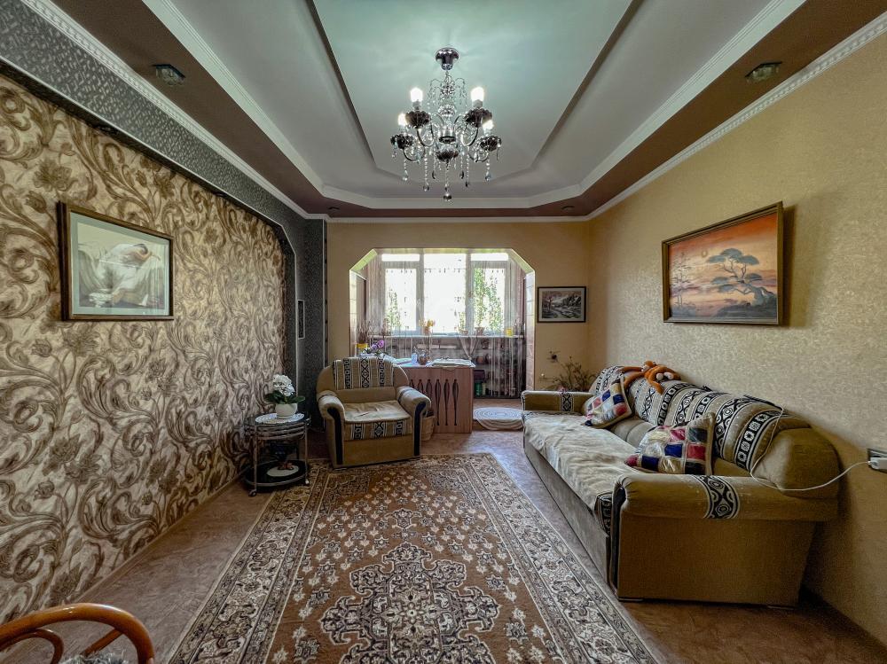 Продаю 3-комнатную квартиру, 77кв. м., этаж - 6/9, мкр.Тунгуч/Анкара.