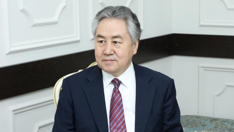 Министр Жээнбек Кулубаев