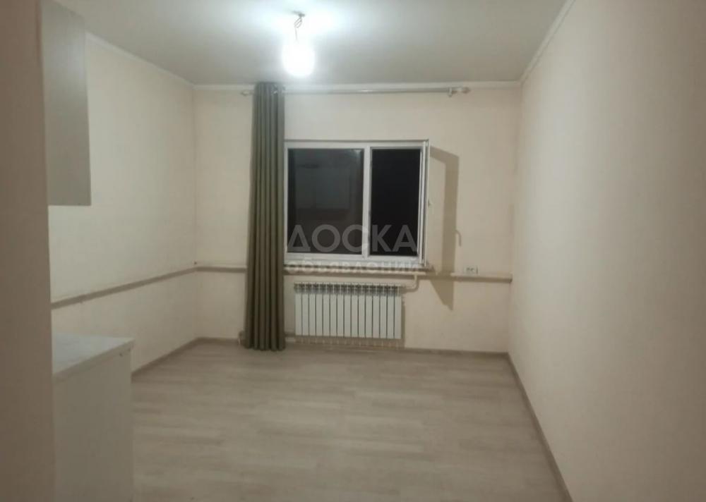 Сдаю 2-комнатную квартиру, 45кв. м., этаж - 1/2, восточный автовокзал .