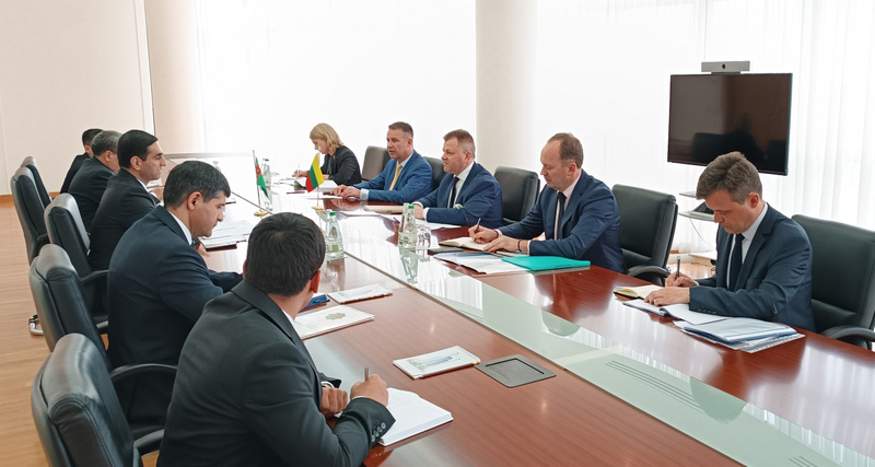 Vyksta bendros Turkmėnijos ir Lietuvos užsienio reikalų ministerijos – AKIpress naujienų agentūros konsultacijos