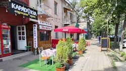 Кафе Kapadokya оштрафовали за использование тротуара для летней площадки, - мэрия