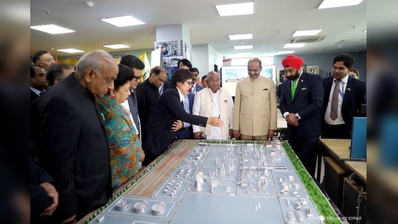 Speaker of Lower House of Indian Parliament visits oil refinery in Mongolia - Vimarsana News