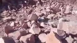 Из-за камнепада закрылась дорога Казарман—Жалал-Абад. Видео