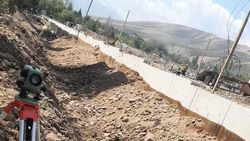 Канал возле новой резиденции разрушили, жители месяц без воды. Видео и фото