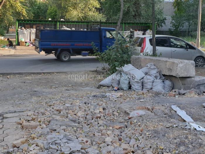 В Ленинском районе собираются установить детскую площадку напротив ...