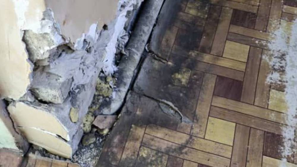 Бывшее здание Первомайского суда в ужасном состоянии. Фото горожанки