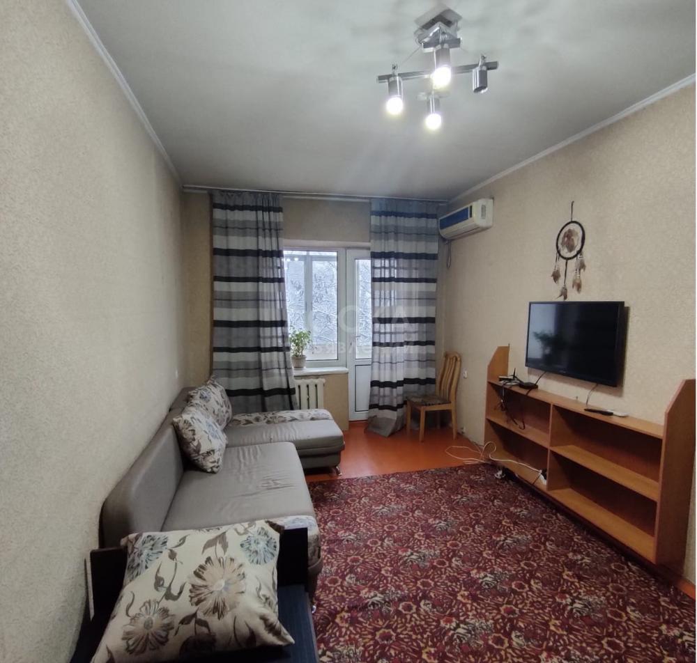 Продаю 1-комнатную квартиру, 31кв. м., этаж - 3/5, Абдрахманова/Токтогула.
