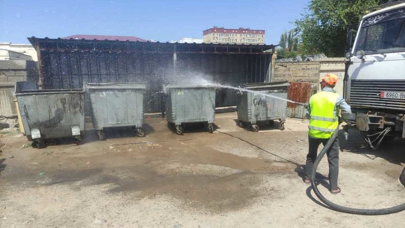 Waste containers cleansed in Bishkek center - Vimarsana News