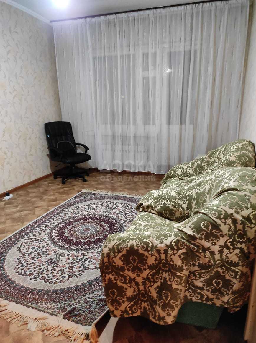 Продаю 3-комнатную квартиру, 61кв. м., этаж - 9/9, Боконбаева/Шопокова.