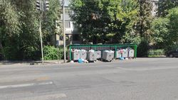 На Гоголя-Фрунзе плохо вывозят мусор. Фото горожанина