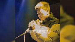 Этнический кыргыз из Китая красиво поет песню «Жаным». Видео