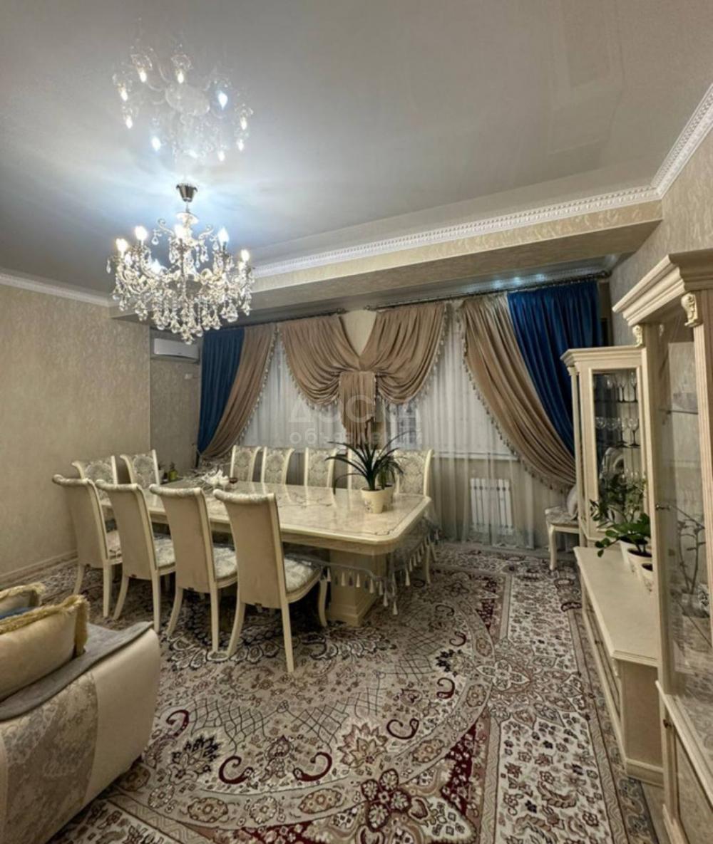 Продаю 3-комнатную квартиру, 110кв. м., этаж - 2/14, Джал-29.