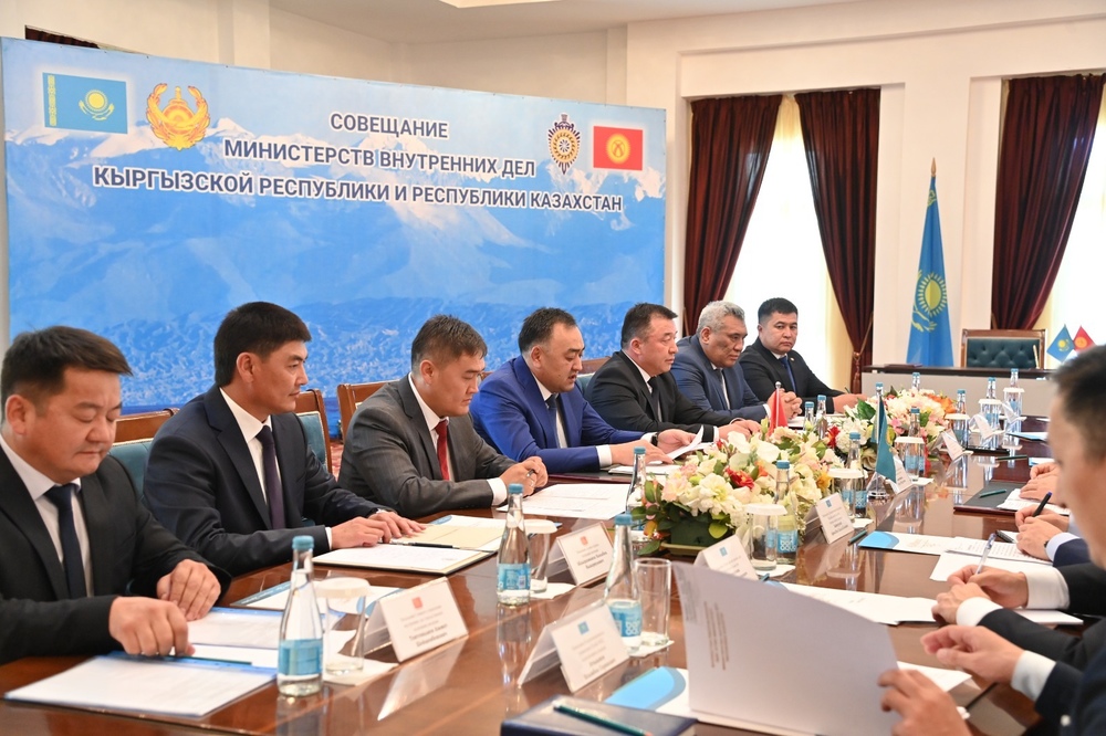 Ministries of Internal Affairs of Kyrgyzstan, Kazakhstan hold talks in ...