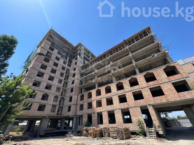 Продаю 2-комнатную квартиру, 80кв. м., этаж - 2/12, Рыскулова 110 .