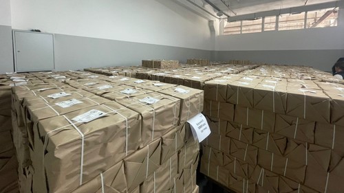 В типографии «Учкун» издано более 136 тыс. учебников, их доставляют в ...