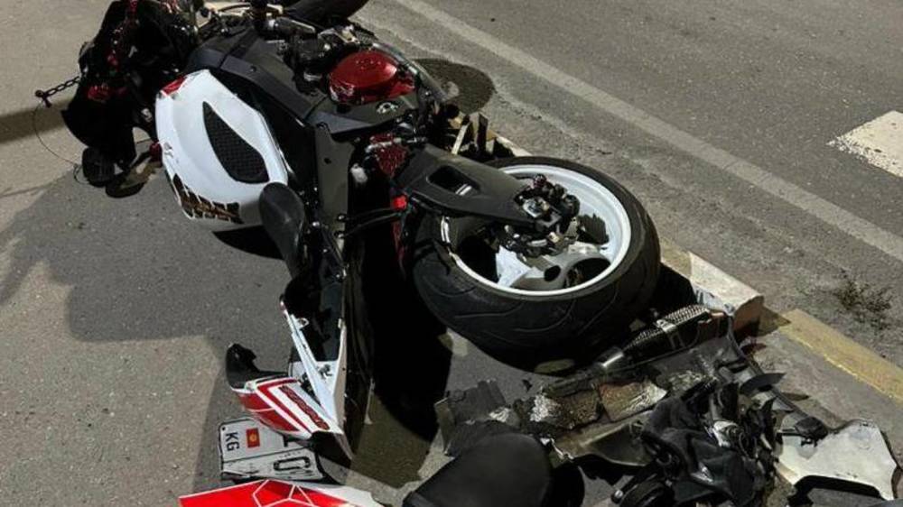 На Байтик Баатыра мотоциклист насмерть сбил пешехода, - очевидец