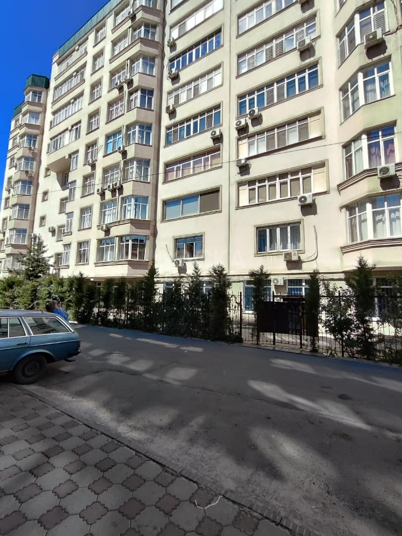 Продаю 3-комнатную квартиру, 93кв. м., этаж - 5/9, Табышалиева/Бокомбаева.