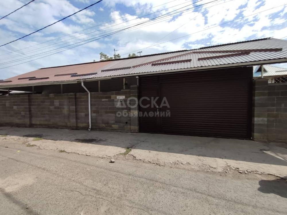 Продаю дом 8-ком. 315кв. м., этаж-2, 4-сот., стена кирпич, Ташкенская/Исанова.