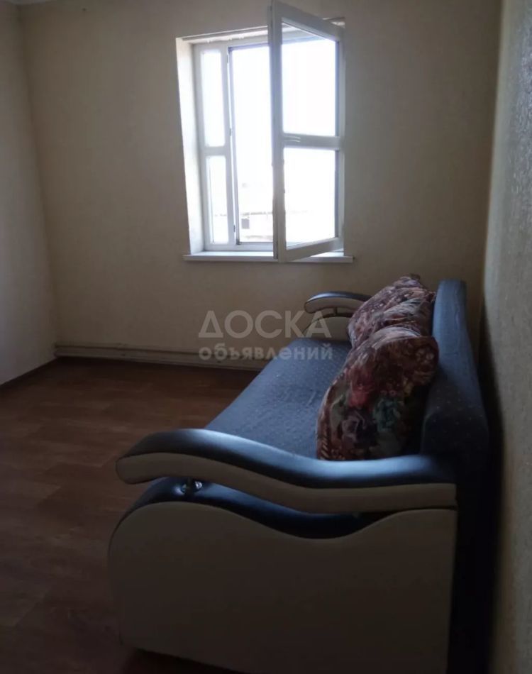 Сдаю 1-комнатную квартиру, 30кв. м., этаж - 2/3, Токольдош.