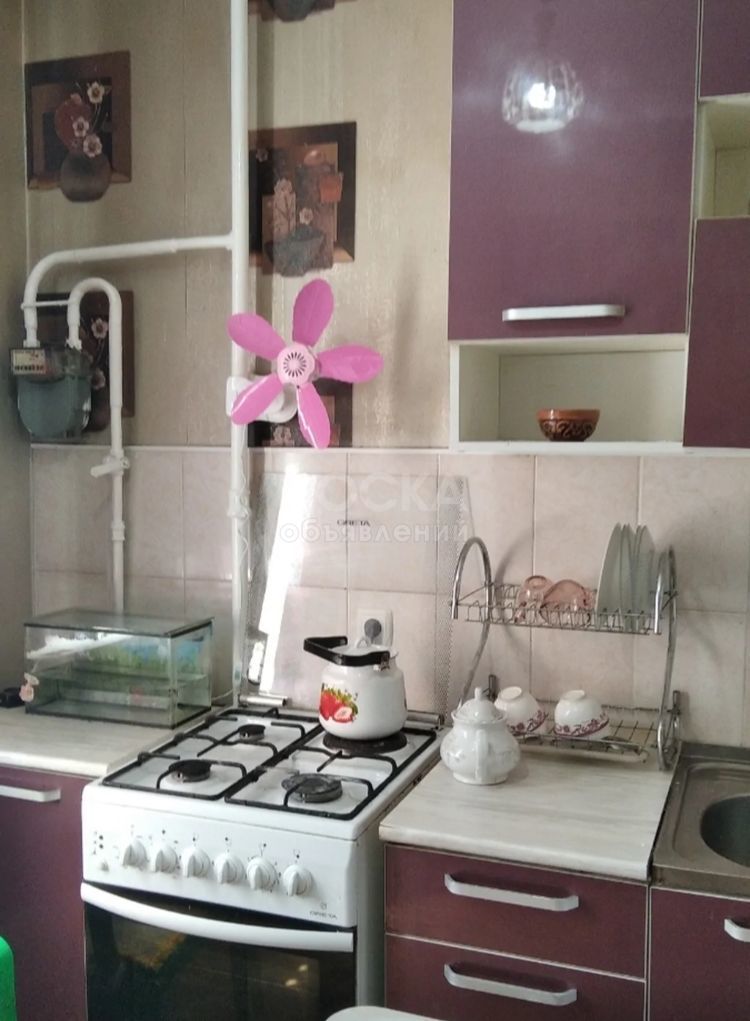 Сдаю 1-комнатную квартиру, 25кв. м., этаж - 2/4, 9мкр.