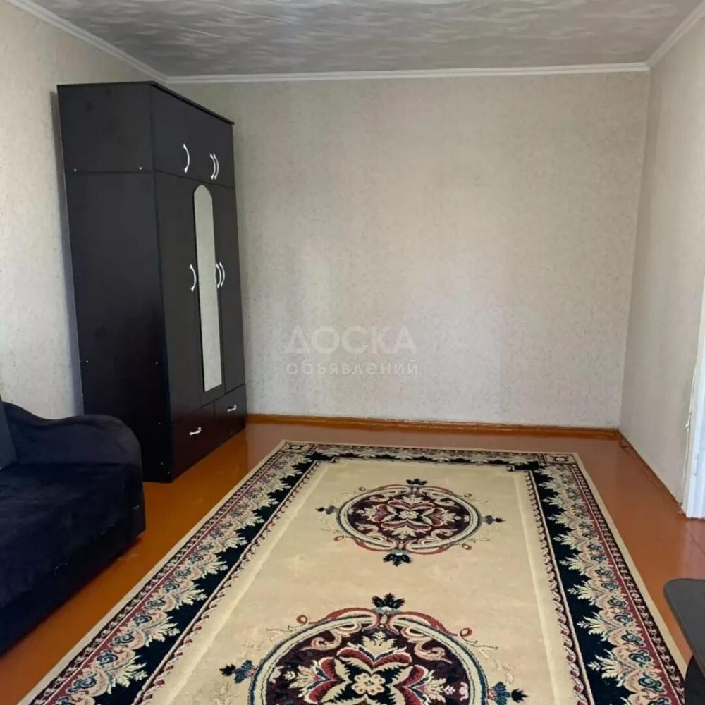 Сдаю 1-комнатную квартиру, 38кв. м., этаж - 3/4, парк АтаТурк.