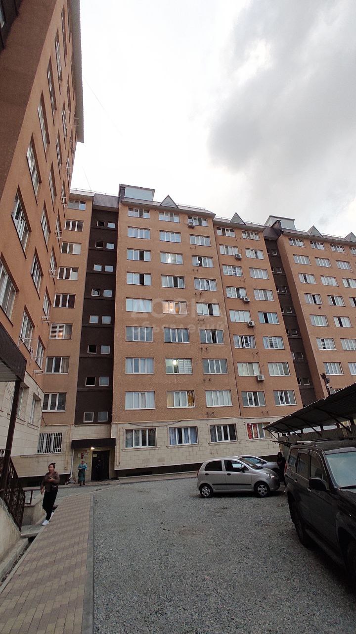 Продаю 3-комнатную квартиру, 83кв. м., этаж - 2/9, Кок-Жар ж/м.