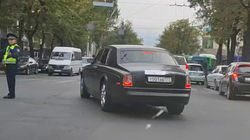Накануне визита Путина в Бишкеке заметили автомобиль Aurus