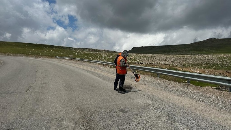 Parliament of Kyrgyzstan passes bills on rehabilitation of Suusamyr-Talas-Taraz road in 2nd reading - Vimarsana News