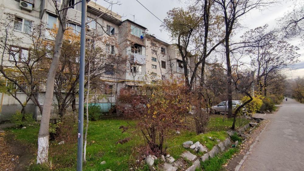 Продаю 3-комнатную квартиру, 58кв. м., этаж - 3/4, 3мкр.
