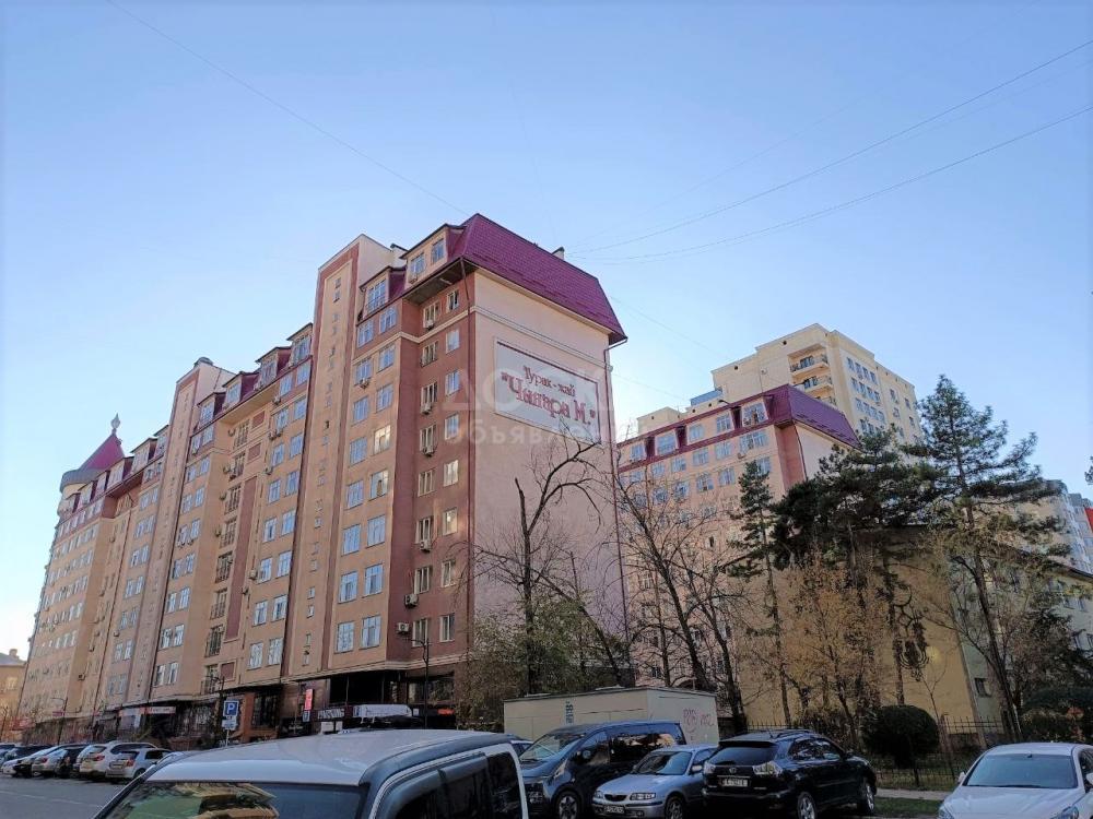 Продаю 2-комнатную квартиру, 77кв. м., этаж - 6/10, Орозбекова/Чуйкова.