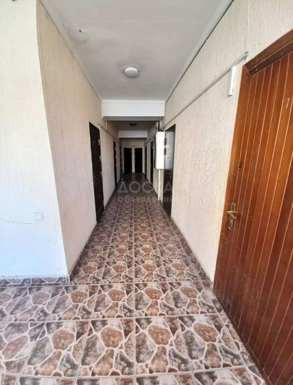 Продаю 1-комнатную квартиру, 32кв. м., этаж - 2/2, мкрн Тунгуч.