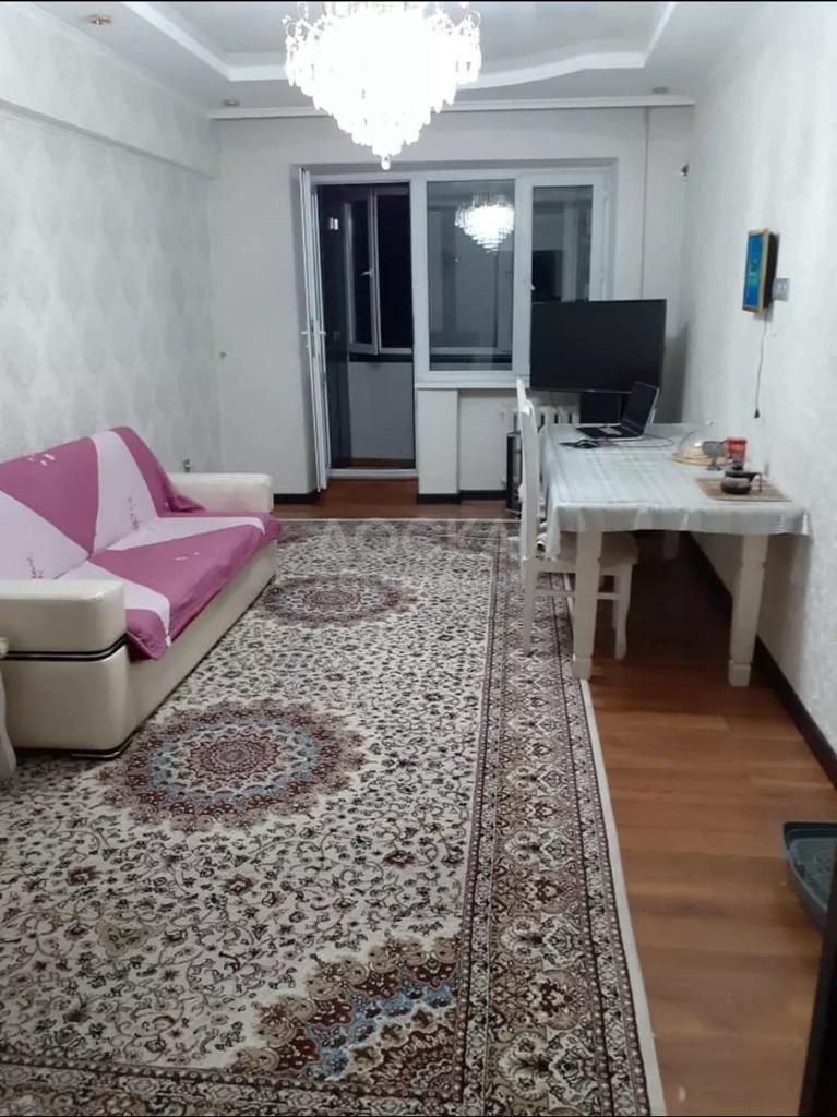 Продаю 2-комнатную квартиру, 57кв. м., этаж - 2/5, Филармония.