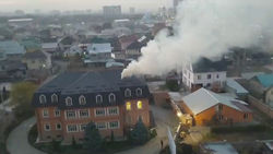 Житель Көк-Жара жалуется на дым из трубы частной школы. Видео