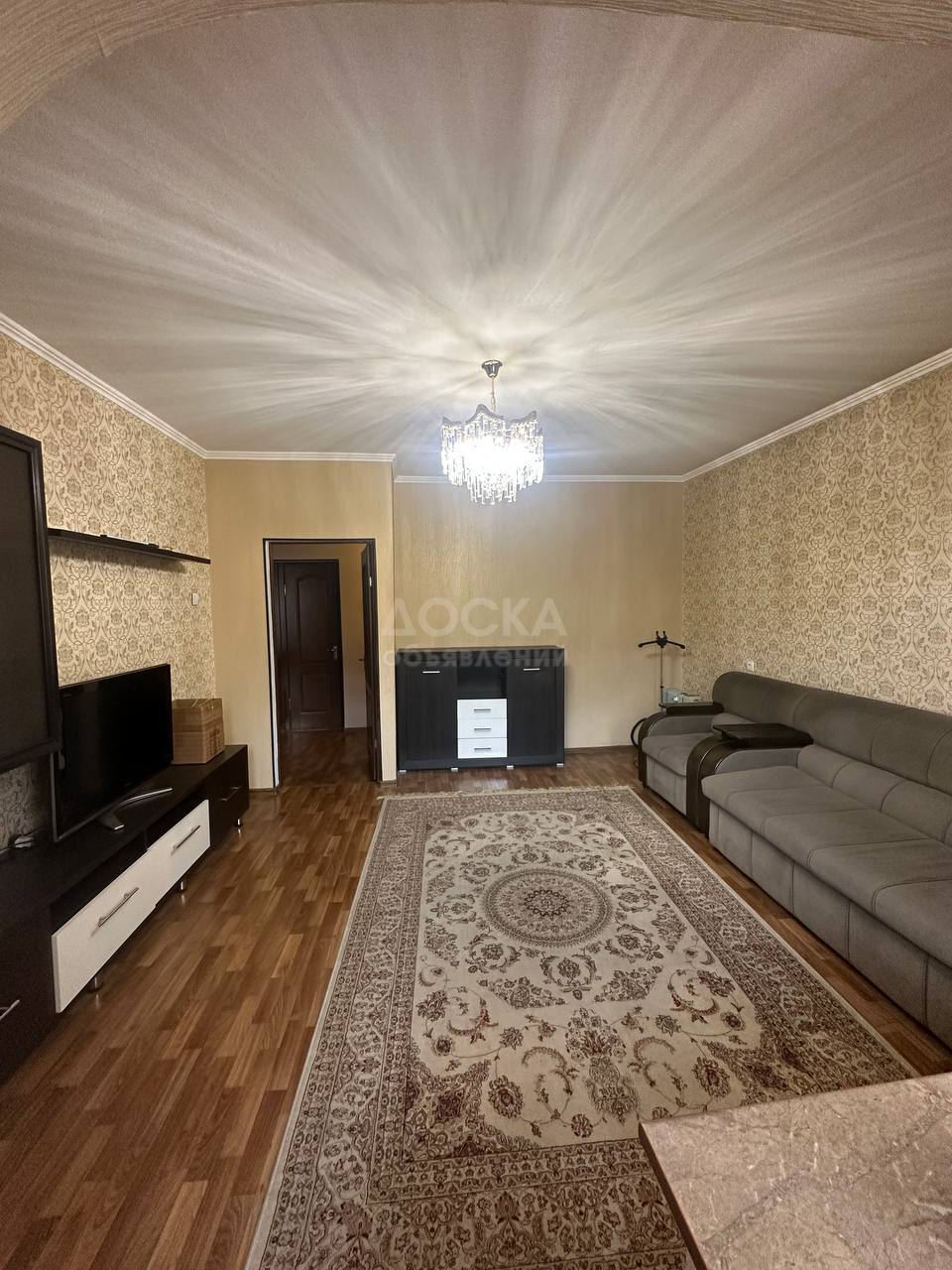 Продаю 2-комнатную квартиру, 60кв. м., этаж - 3/7, район филармонии, чуй исанова.