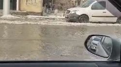 Дорогу по ул.Ахунбаева затопило. Видео