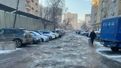Стройкомпания разбила дорогу по ул.Шевченко, теперь по ней сложно проехать. Фото