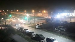 Стритрейсеры ночью устроили гонку на ул.Сухэ-Батора. Видео