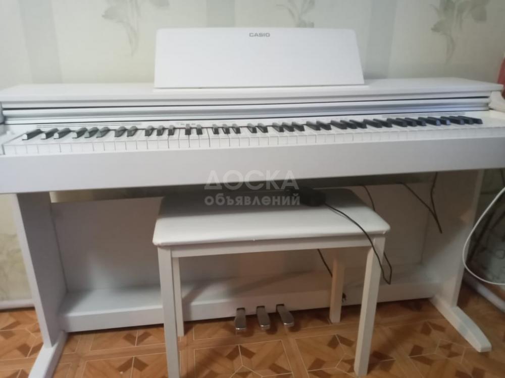 Продам  цифровое  пианино  Casio AP-270 WE,  Бу   в  идеальном  состоянии