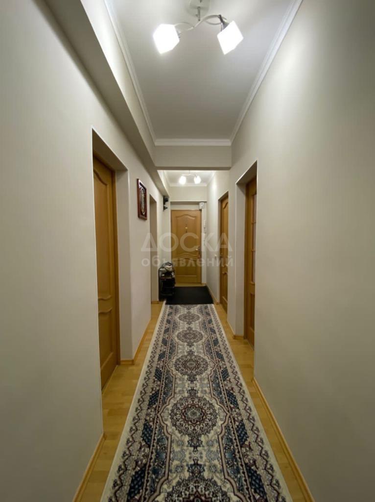 Продаю 3-комнатную квартиру, 78кв. м., этаж - 2/5, Абрахманова-Московская.