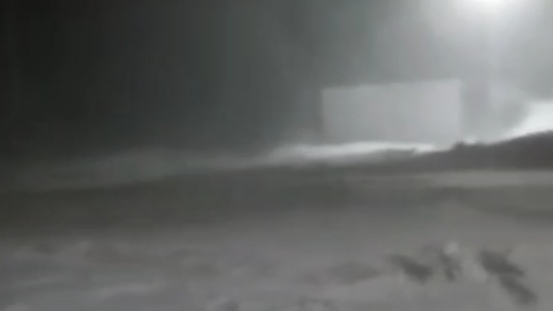 Snowstorm and icy roads reported on Too-Ashuu Pass - Vimarsana News