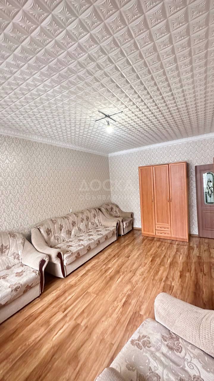 Продаю 3-комнатную квартиру, 63кв. м., этаж - 2/9, Ибраимова/Боконбаева.