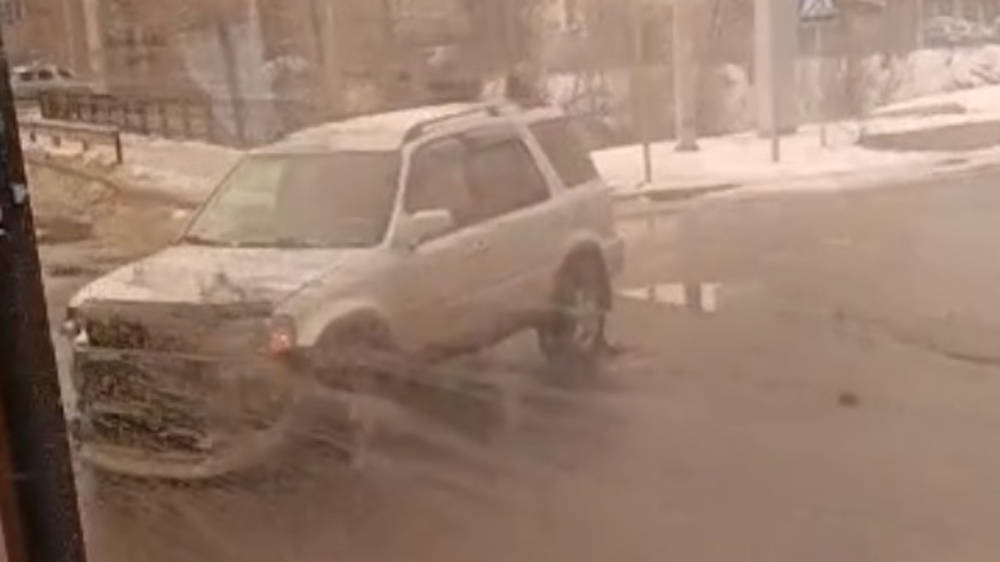 Очередной автобус попал в ДТП в Востоке-5. Ответ мэрии