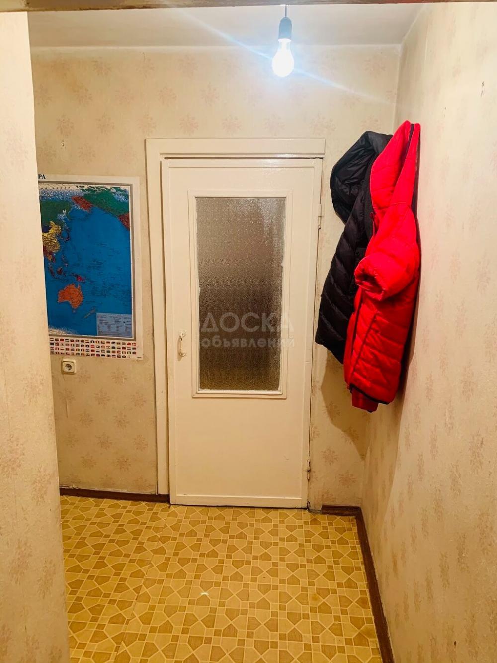 Сдаю 1-комнатную квартиру, 41кв. м., этаж - 1/5, Бишкекглавархитектура.