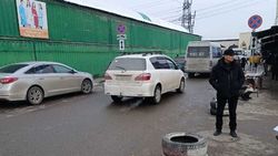 Парковочный беспредел на «Джунхае». Фото читателя