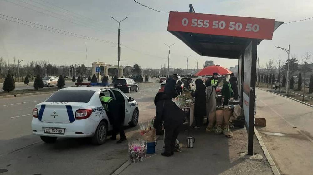 Секс с продавцами в магазине