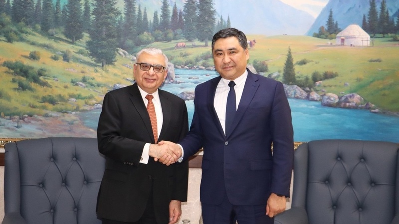 Economy Minister Amangeldiev, AKDN Diplomatic Representative discuss bilateral cooperation projects - Vimarsana News