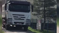 Грузовики «Хово» уничтожают дорожки возле ФОК в Востоке-5. Видео