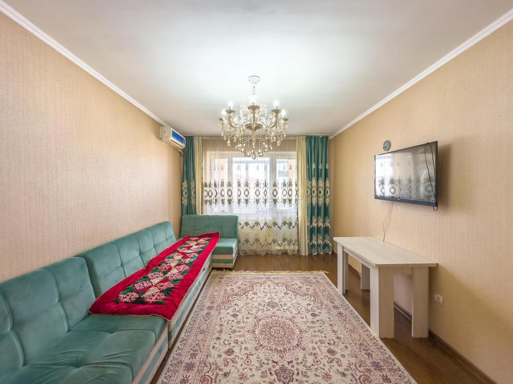 Продаю 3-комнатную квартиру, 71кв. м., этаж - 9/9, мкр Улан-2.