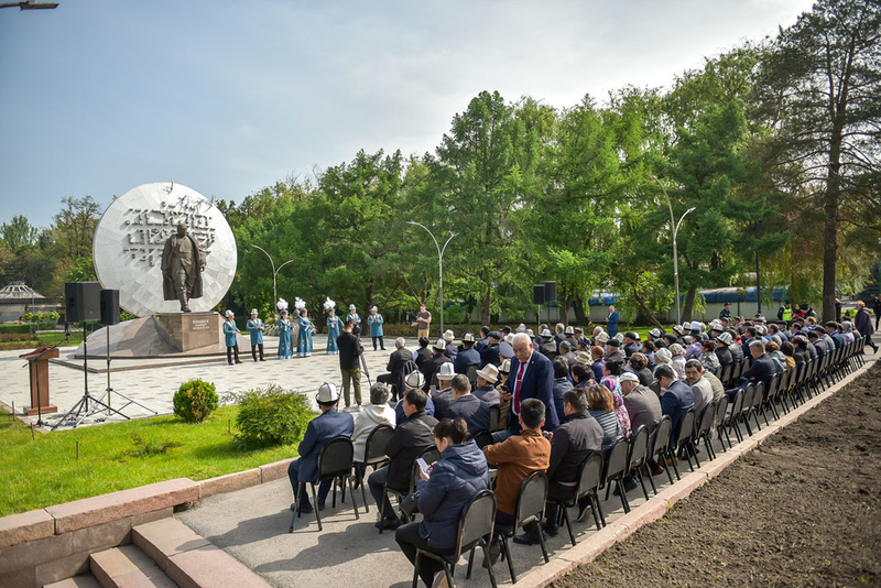 146th anniversary of Bishkek city marked at monument to Bishkek Baatyr - Vimarsana News